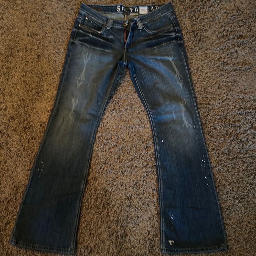 Ladies jeans, only been worn a few times. Smoke free home, no holes